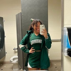 Meet your Posher, Kyra